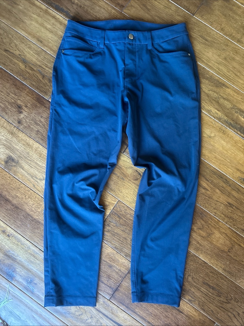 LULULEMON Warpstreme Multi Pocket  MR GOLF CROP 24” Women’s Pants Sz 30   Navy